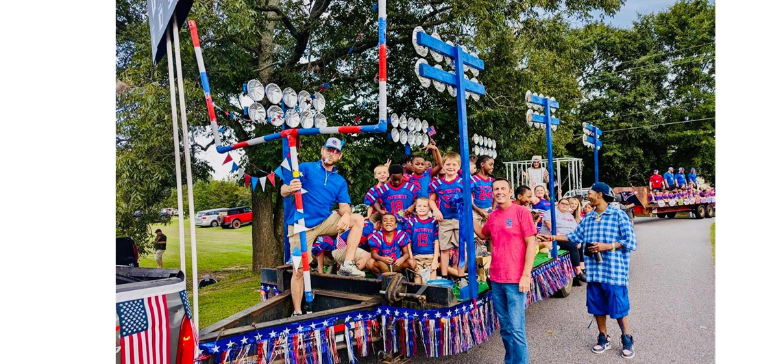 8u Football and Cheer wins Best Float at Homecoming Parade